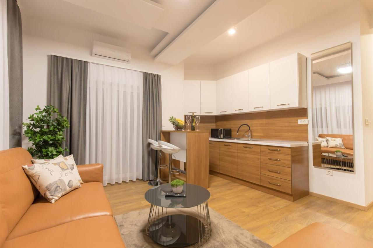 Apartmani I Sobe Pejacevic โอซีเยก ภายนอก รูปภาพ